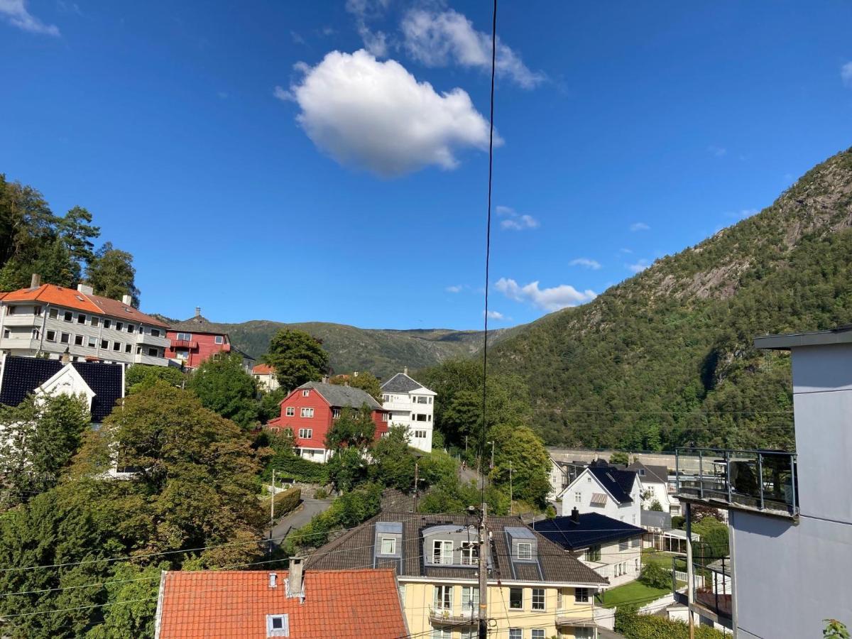 Kjellerleilighet - Naert Haukeland Sykehus. Bergen Bagian luar foto