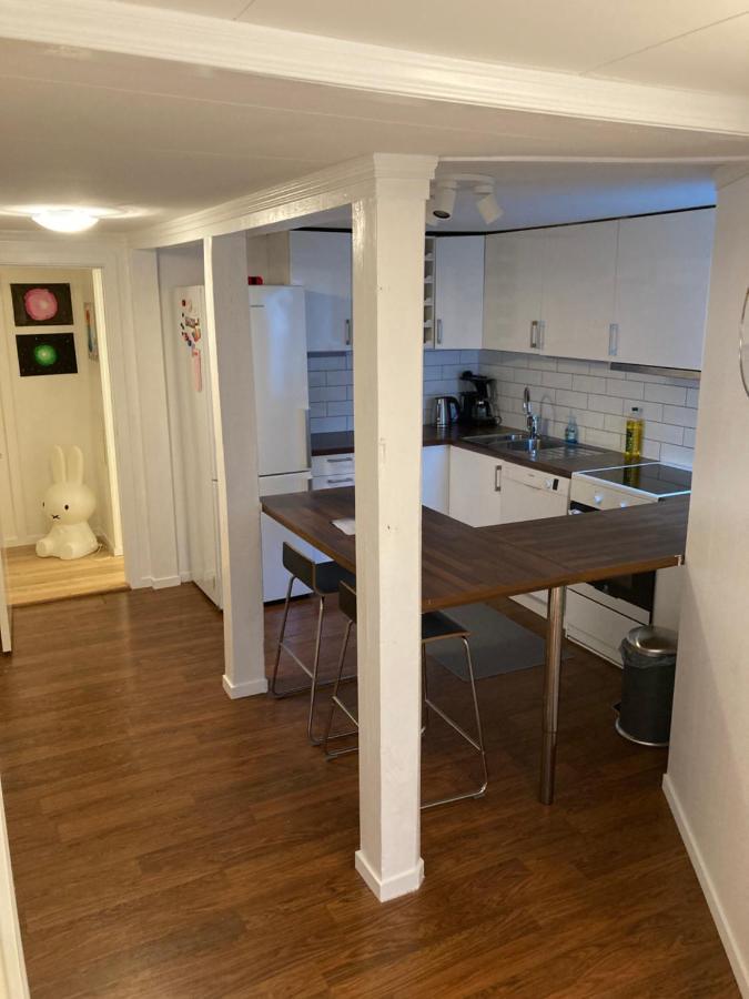 Kjellerleilighet - Naert Haukeland Sykehus. Bergen Bagian luar foto